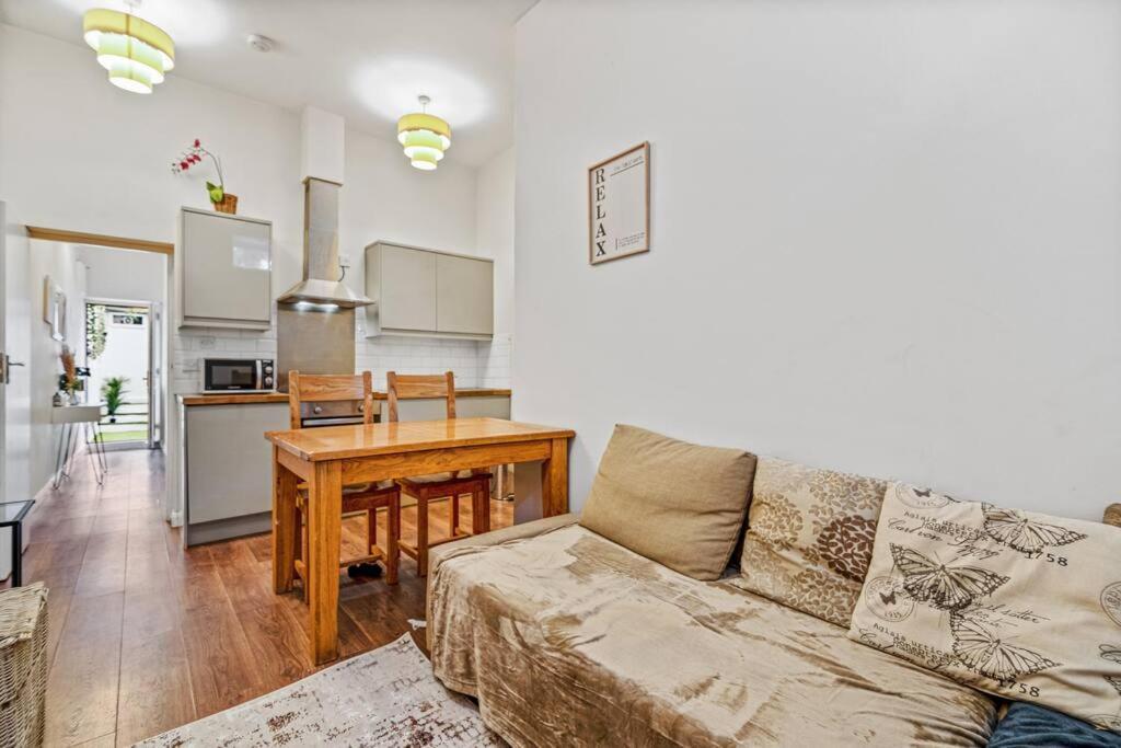 Two Bedroom With Patio Close To Hyde Park Ed4 London Exteriör bild