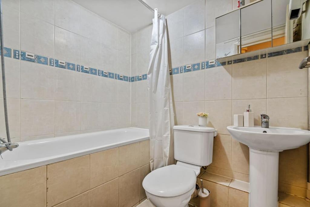 Two Bedroom With Patio Close To Hyde Park Ed4 London Exteriör bild